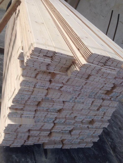 桑拿板与免漆扣板 吊顶板建材行业的品牌选择与装饰材料应用